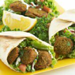 Falafel Wrap Wonders: A Delicious Middle Eastern Classic
