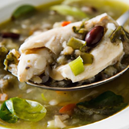 Hearty Chicken and Wild Rice Soup: A comforting⁢ Classic