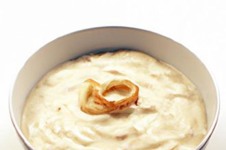 Master French Onion Dip from Scratch: A Delicious DIY Guide